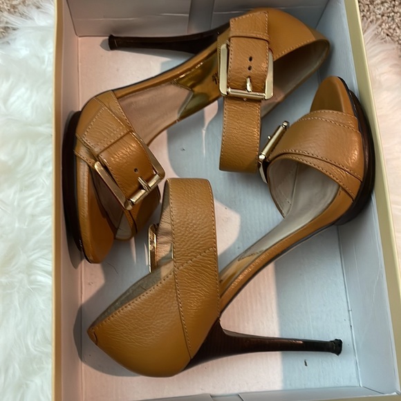 MIchael Kors Heels - Picture 7 of 8